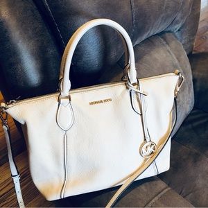 Michael Kors Pebble Grain Leather Purse